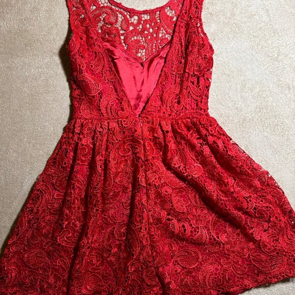 Jun & Ivy Women Small Red Knee Length Floral Lace Crochet‎ Sleeveless Dress - Picture 7 of 9